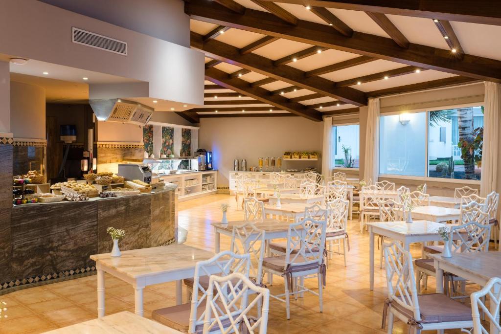 Plus Fariones Apartamentos - 19