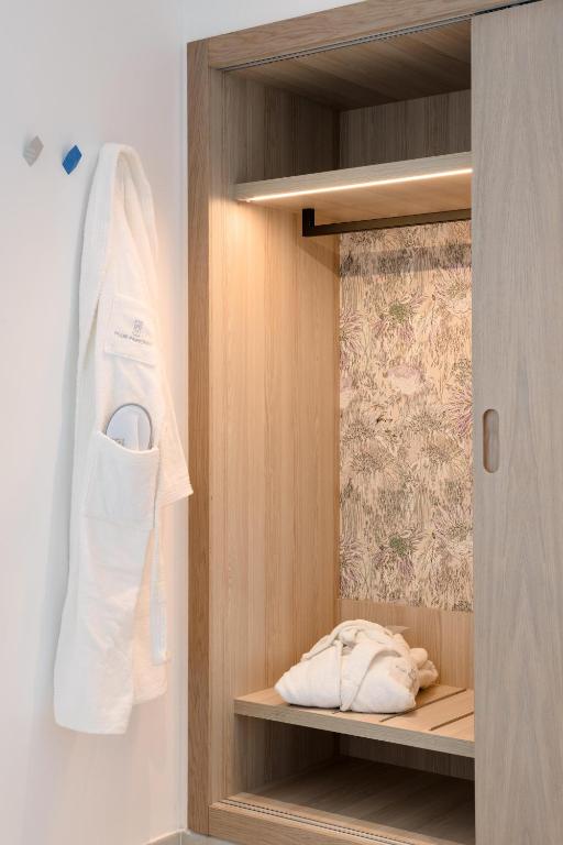 Plus Fariones Suite Hotel - 17