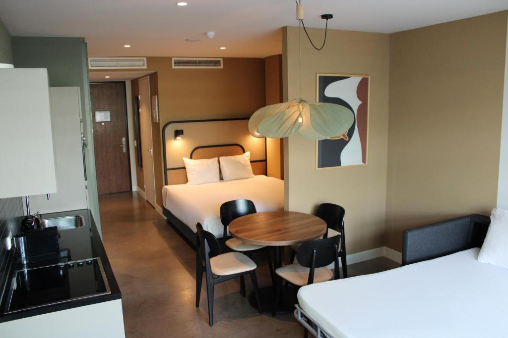 
Studio XL for Four Persons
