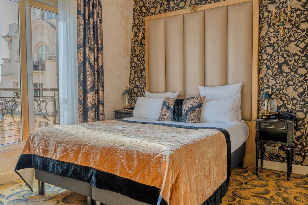 Hotel de L'Empereur by Malone - Resim 15