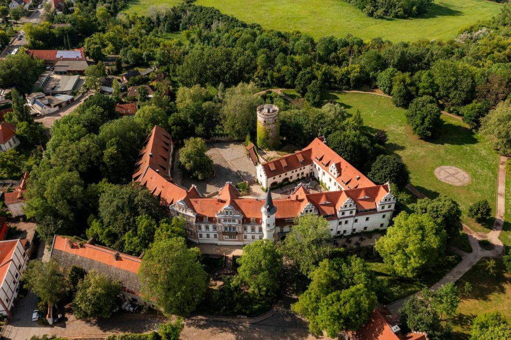 Letecký snímek ubytování Hotel Schloss Schkopau