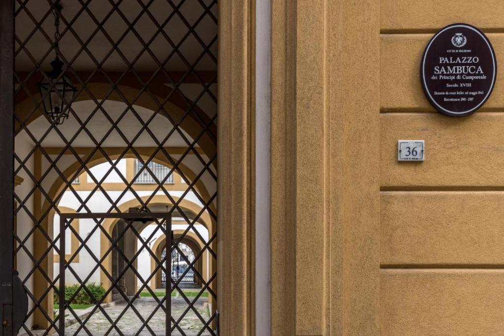 Zdjęcie z galerii obiektu Heima Suite w mieście Palermo