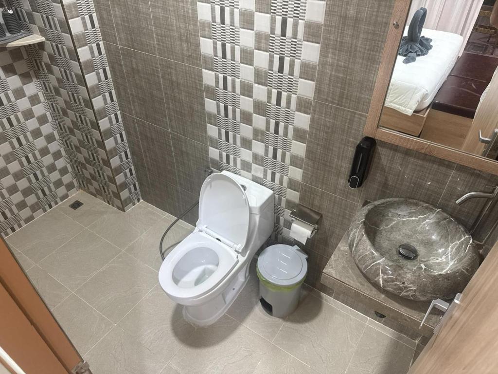 Sumaka Hotel Karon - Resim 30