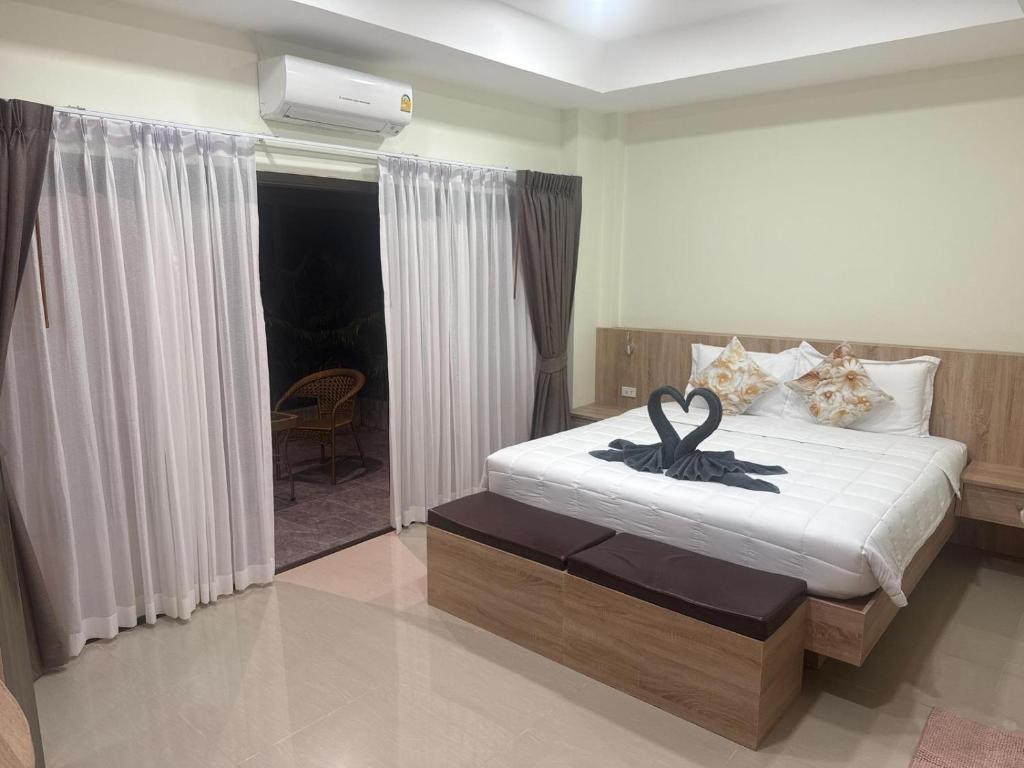 Sumaka Hotel Karon - Resim 33
