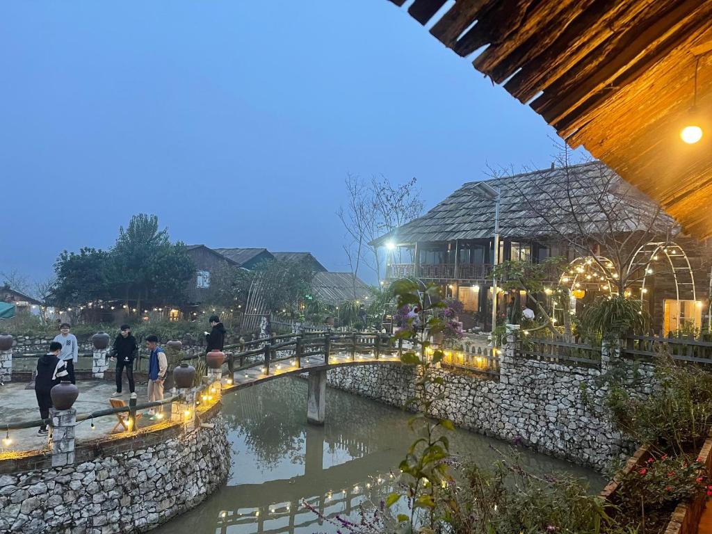 Phong cảnh thiên nhiên gần chỗ nghỉ nhà dân
