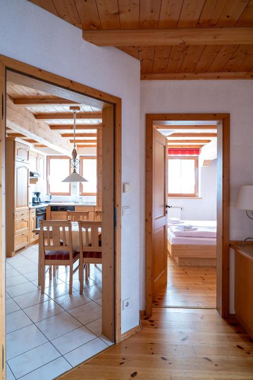 Fotografie z fotogalerie ubytování Ferienanlage Zum Silberstollen 2 Häuser am Berg Polderhof und Weißeritzhütte v destinaci Kurort Altenberg