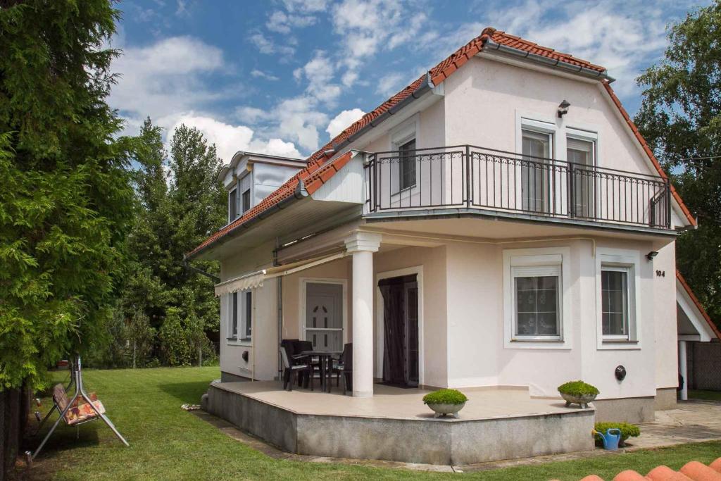 Budova, v ktorej sa dovolenkový dom nachádza