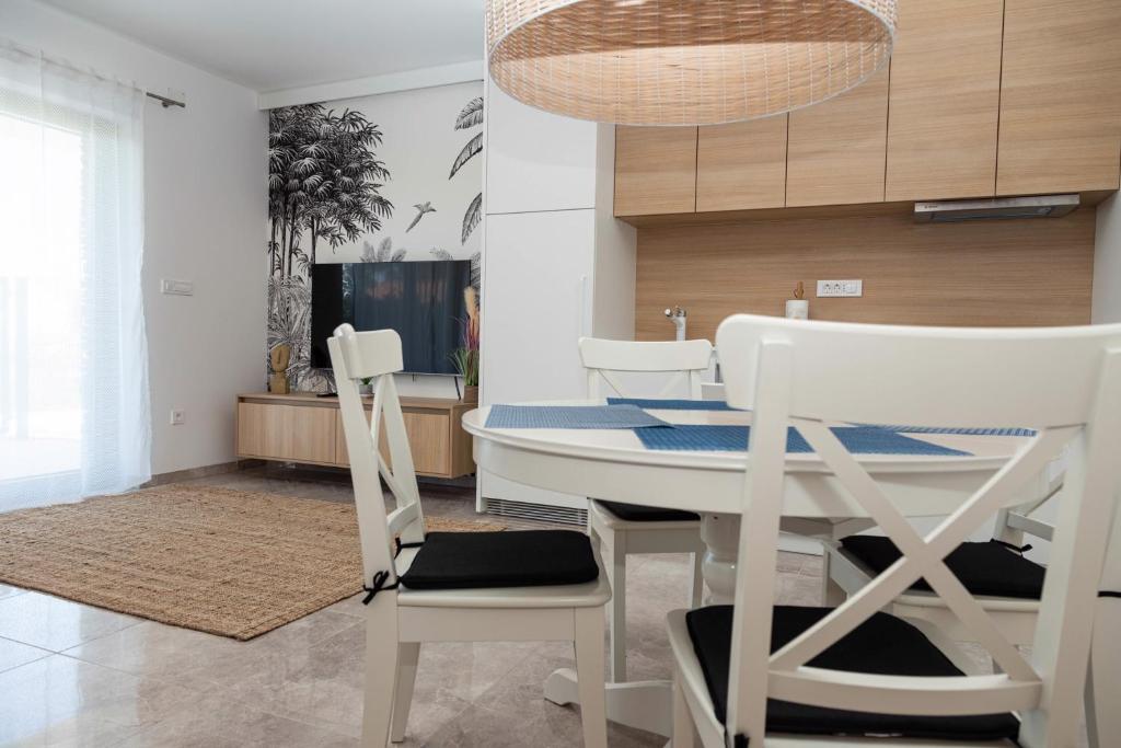 Televízia a/alebo spoločenská miestnosť v ubytovaní Apartment in Milcetici - Insel Krk 43321