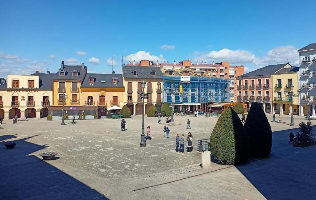 Γενική άποψη της πόλης Ponferrada ή θέα της πόλης από  αυτό το διαμέρισμα