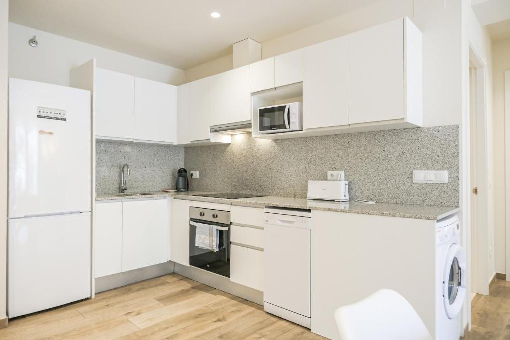 Kuchyňa alebo kuchynka v ubytovaní Can Cintet 1- Apartamento en la plaza de Besalú