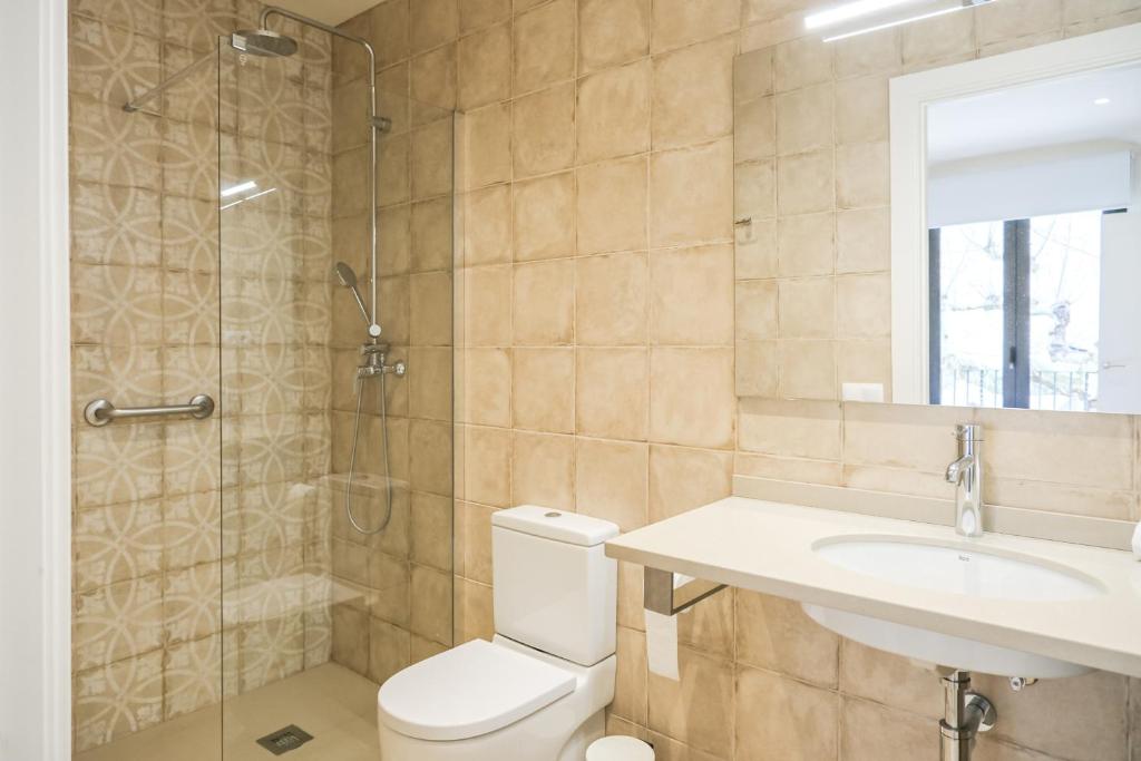 Kúpeľňa v ubytovaní Can Cintet 1- Apartamento en la plaza de Besalú
