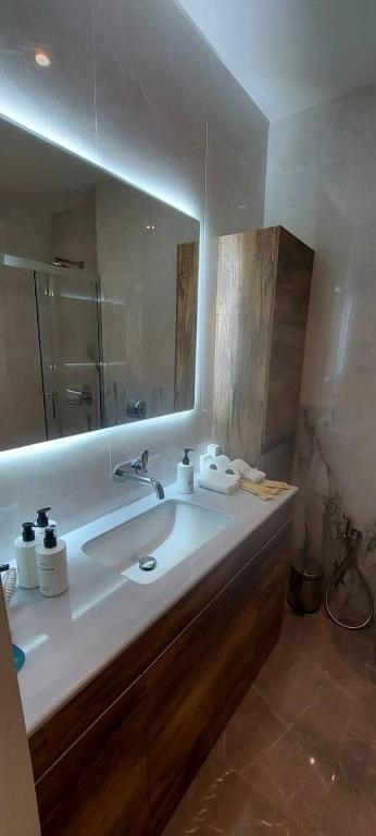 لابی و فضای عمومی Sea Breeze,Park Residents 2 by Tatyana - تصویر ۵
