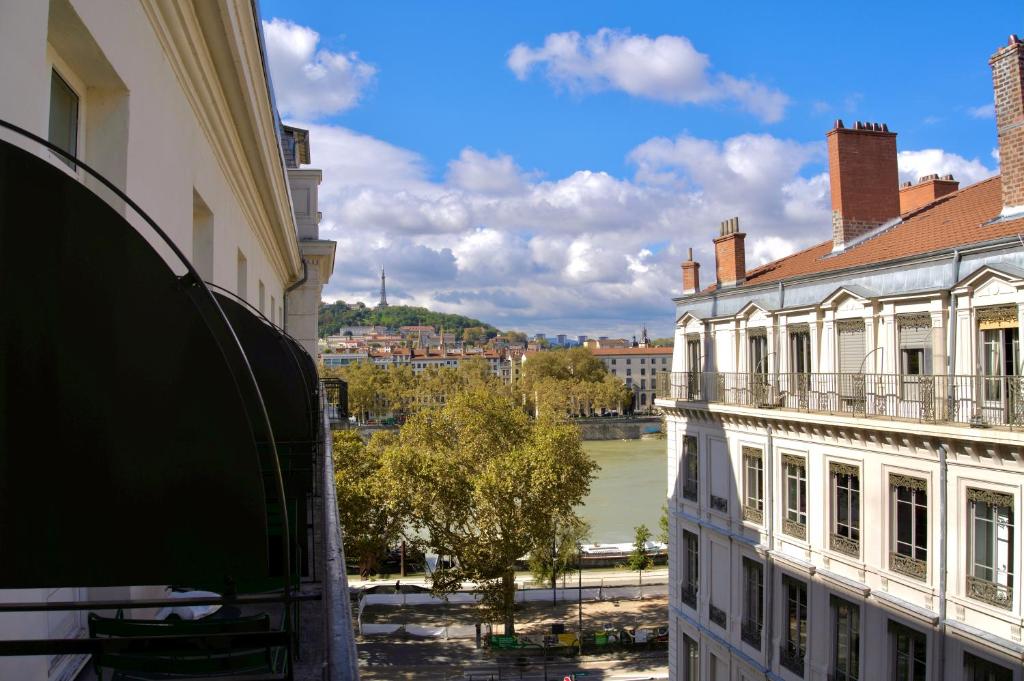 OKKO Hotels Lyon Centre - Resim 6