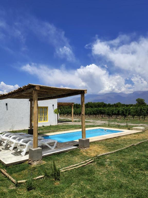 Bazén v ubytování Finca Rosablanca nebo v jeho okolí