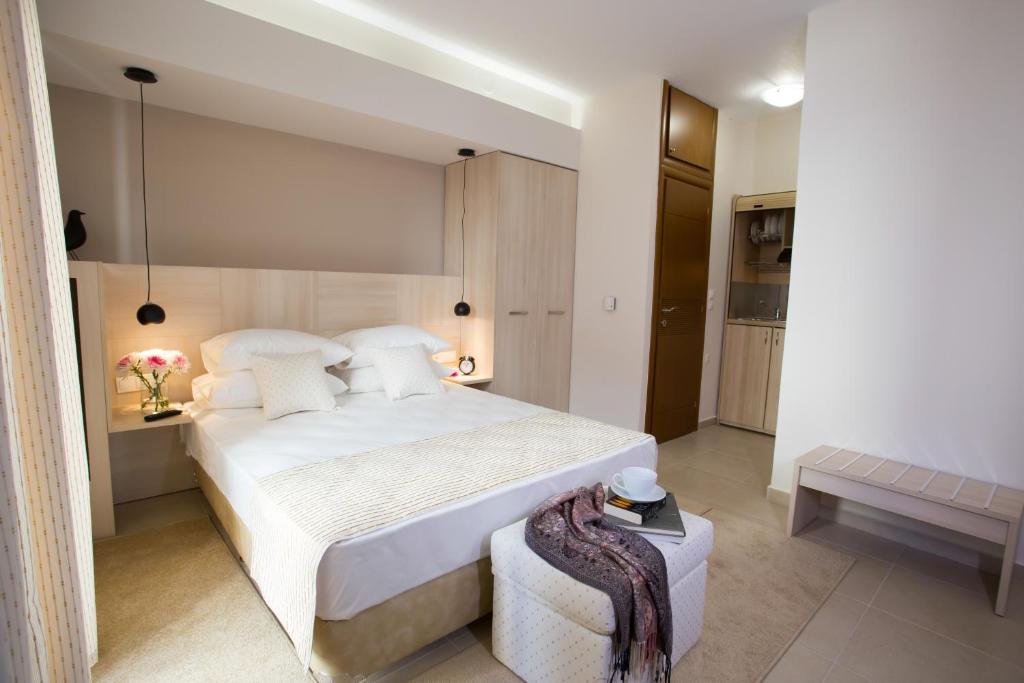 Polis Apartments - Standard Studio With Courtyard View