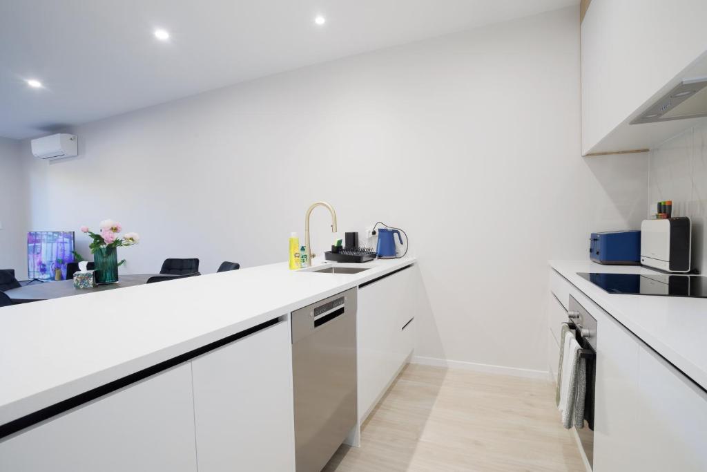 Zen Style 3 bedrooms near School, shop and Eateries - Resim 42