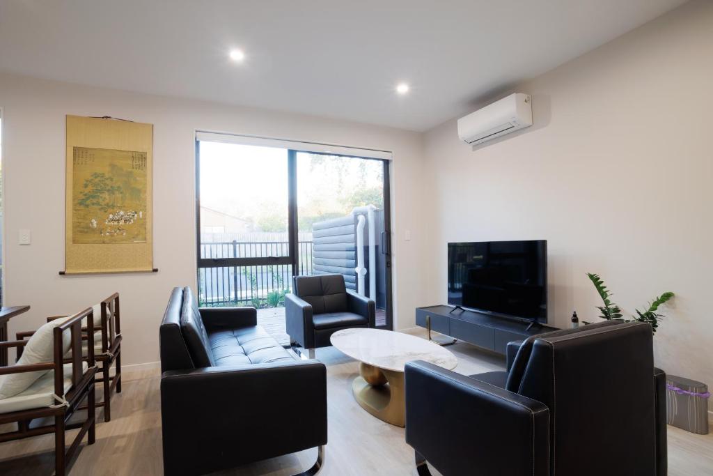 Zen Style 3 bedrooms near School, shop and Eateries - Resim 4