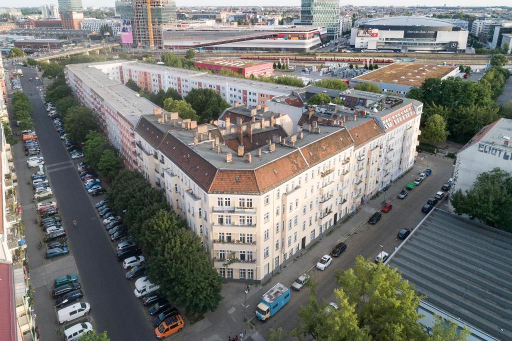Nespecifikovaný výhled na destinaci Berlín nebo výhled na město při pohledu z hostelu