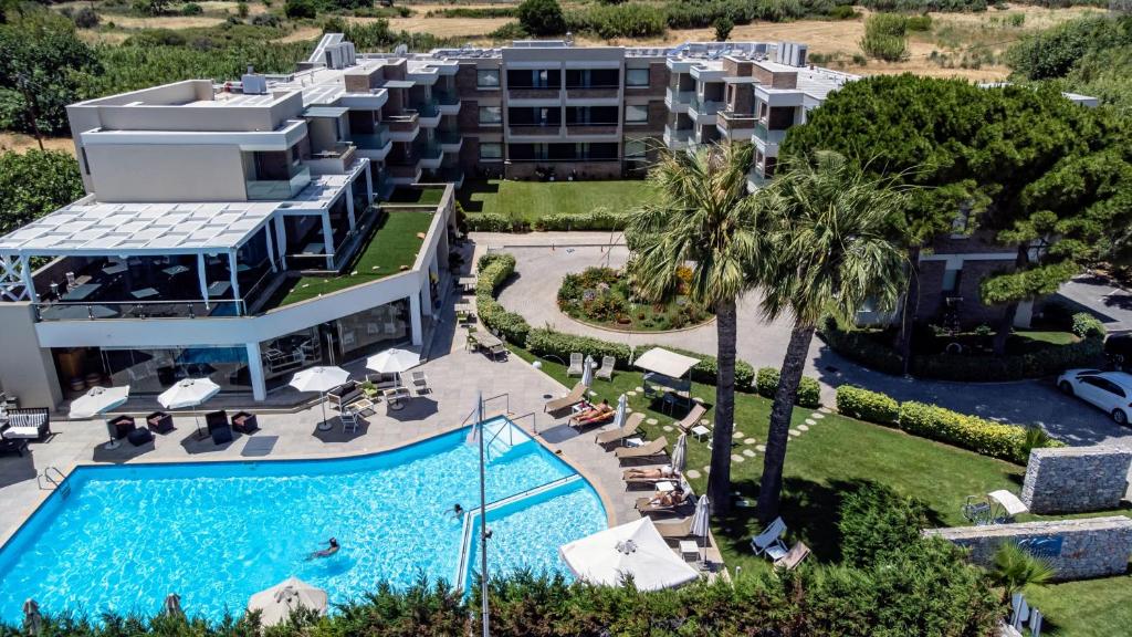 Bazén v ubytování Elysion Hotel nebo v jeho okolí