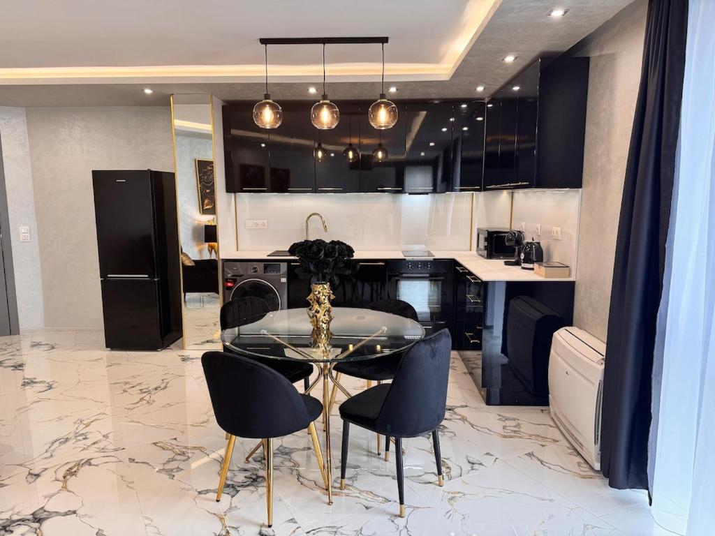 View of Luxury Apartment with Parking Just Steps from the Beach in the Heart of ...