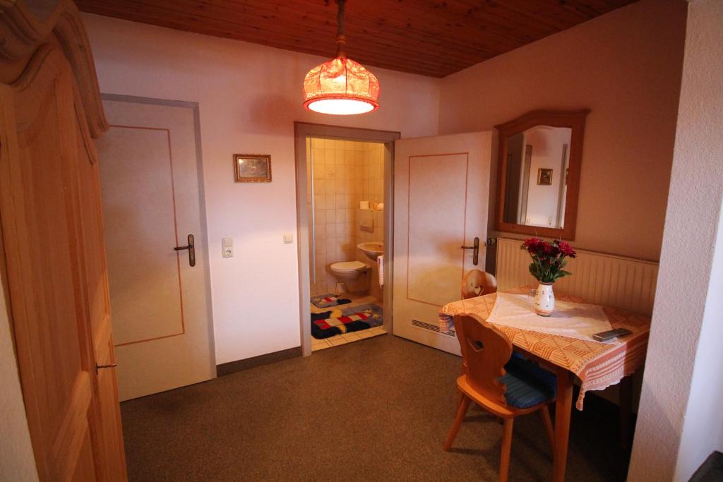 Fotografie z fotogalerie ubytování Erlebnislandgasthof Hotel Neiderhell v destinaci Kleinholzhausen