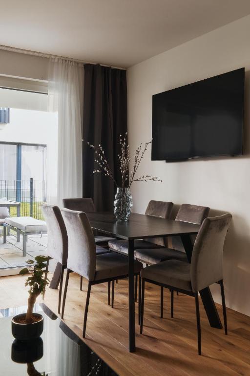 Symphony Apartments Vienna - Garden, Terrace and Grill - Resim 21