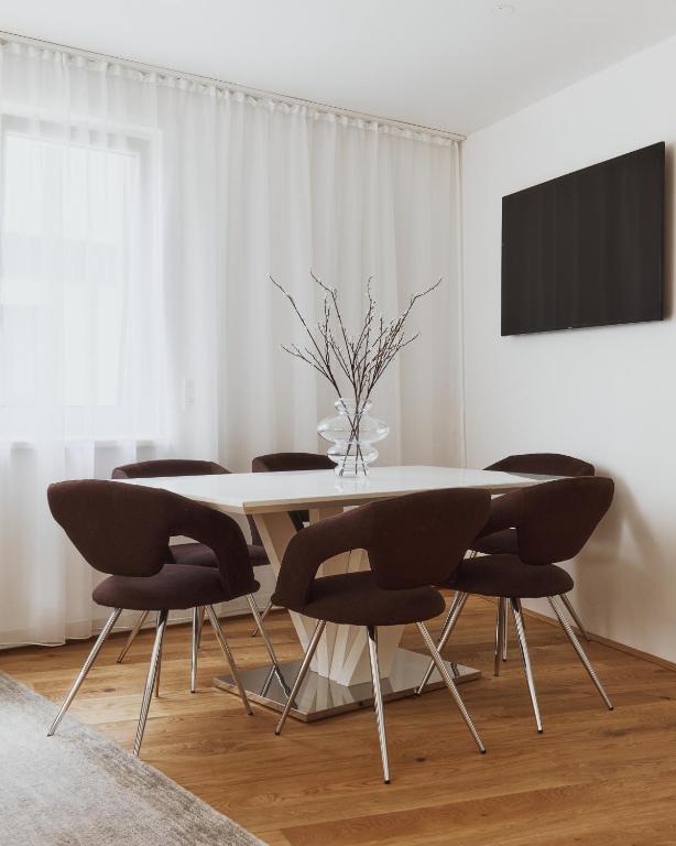 Symphony Apartments Vienna - Garden, Terrace and Grill - Resim 40