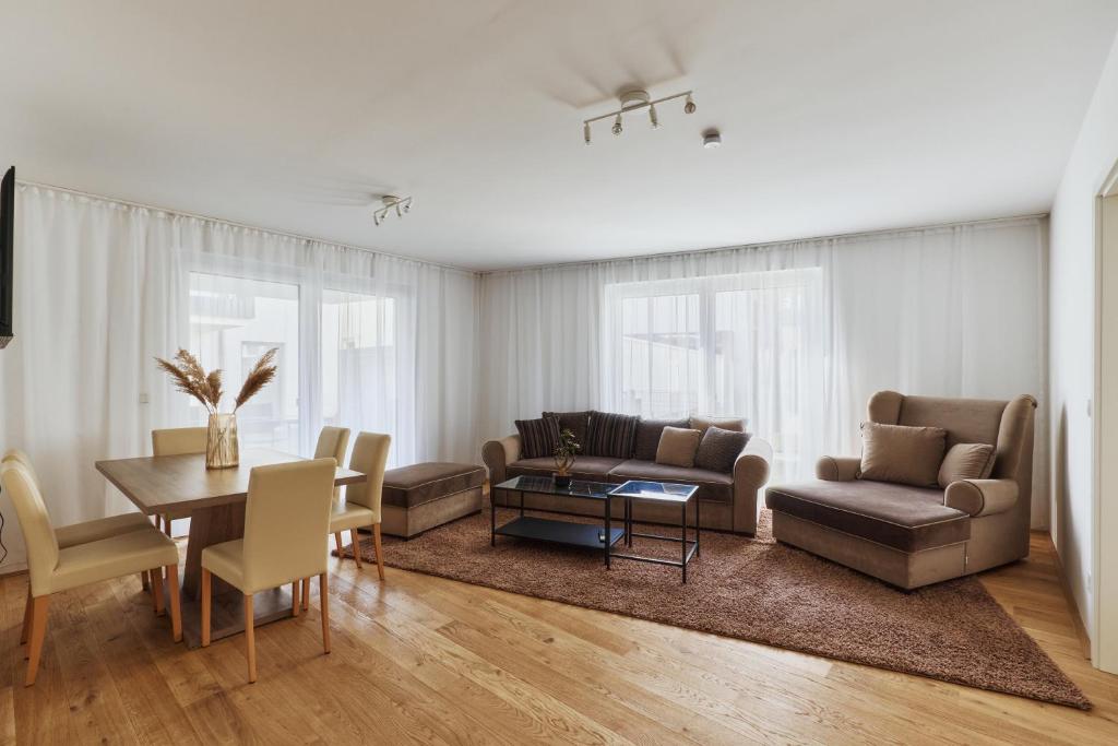 
Two-Bedroom Apartment with Garden View
