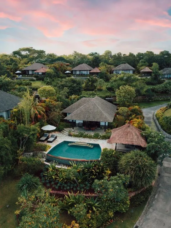One Bedroom Pool Villa with Free Resort Benefit
