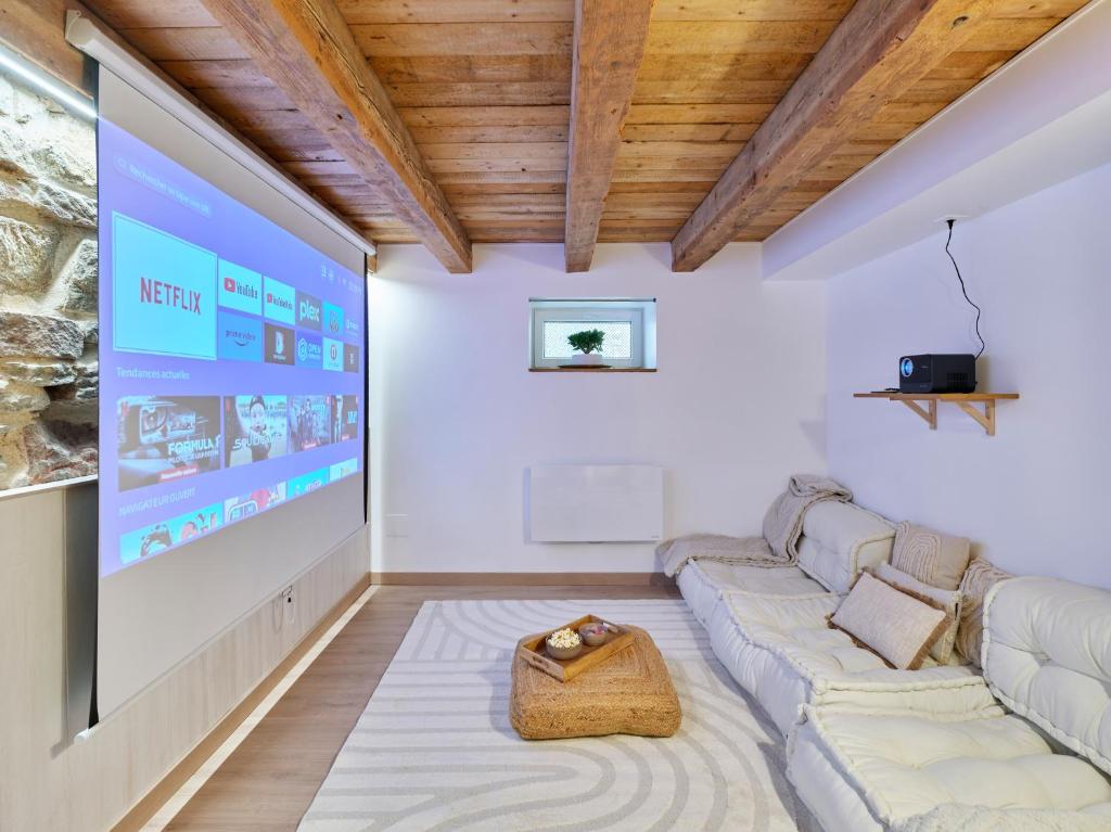 2BR Apartment near Colmar Centre - Boho Style, Hidden Room, Free Parking – photo 10