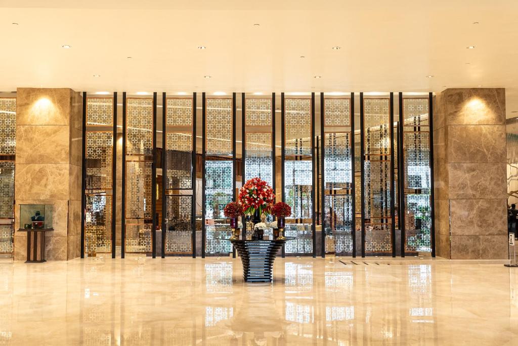 Vstupní hala nebo recepce v ubytování Sheraton Grand Bangalore Hotel at Brigade Gateway