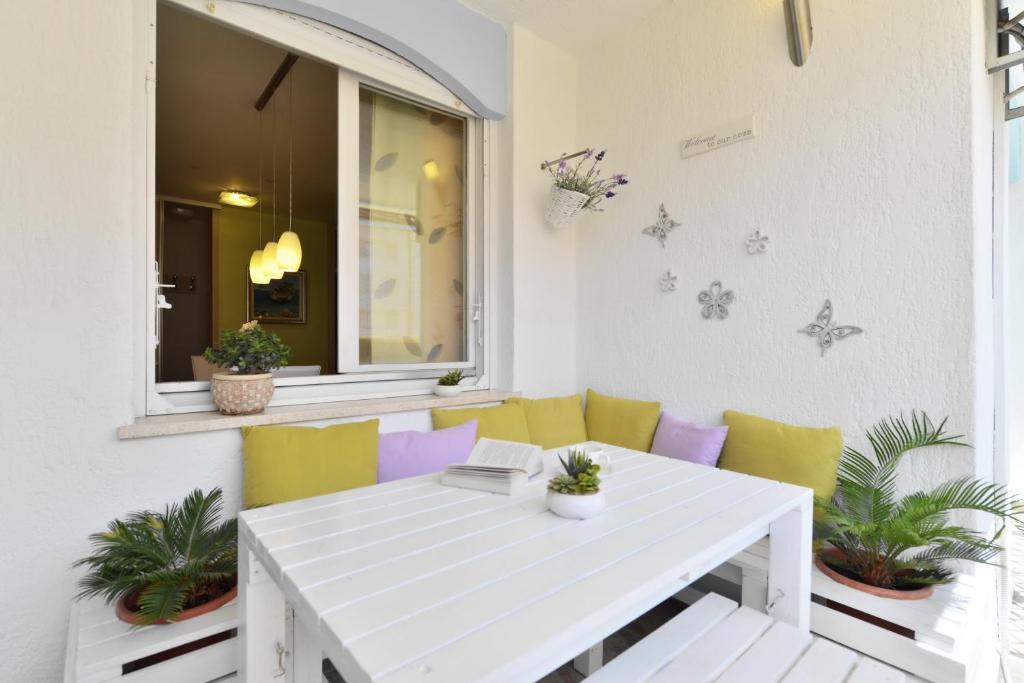 Posedenie v ubytovaní Cozy beach apartment Split
