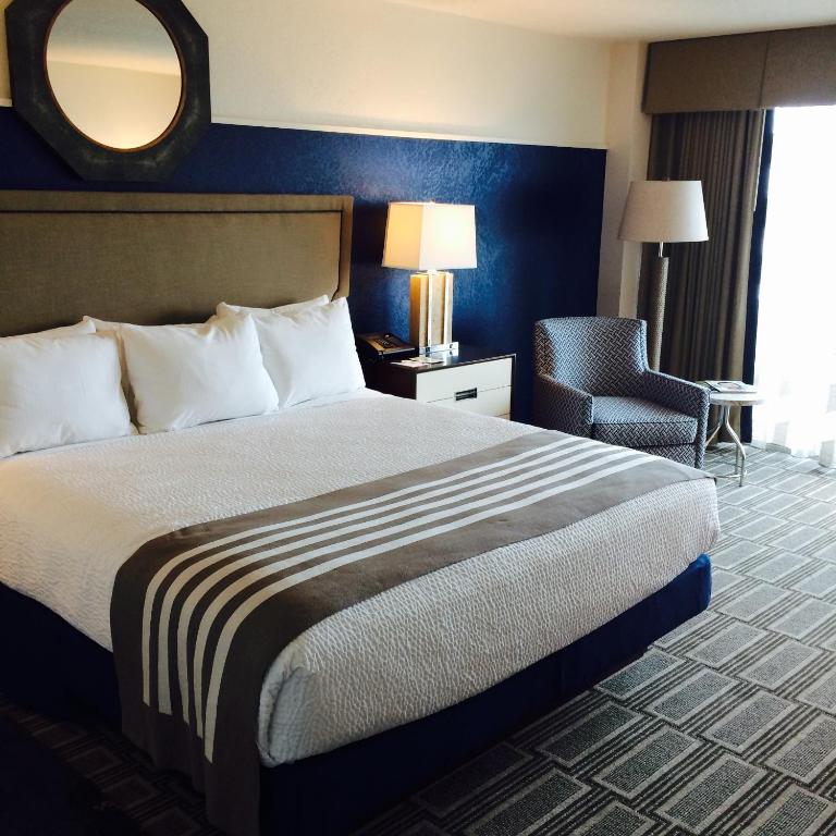 South Shore Harbour ResortandConference Center