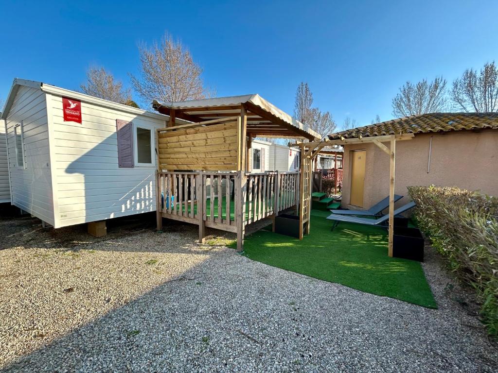 Imagen de la galería de Vias Mobil home 6-8 pers tout confort climatisé, en Vias