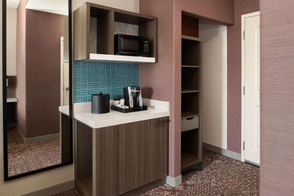 Hilton Garden Inn Fontana - Habitación Queen Con Dos Camas Queen
