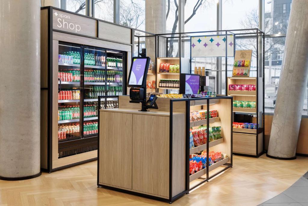 Supermarket lub sklepy w pobliżu tego hotelu