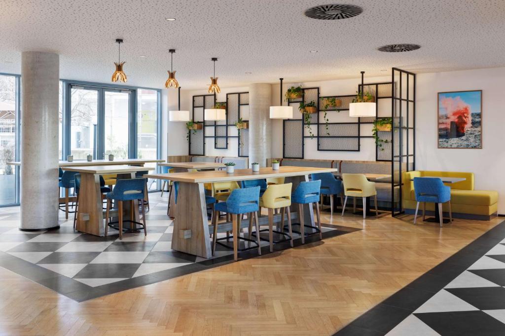 Restauracja lub miejsce do jedzenia w obiekcie Spark by Hilton Vienna Messe Prater