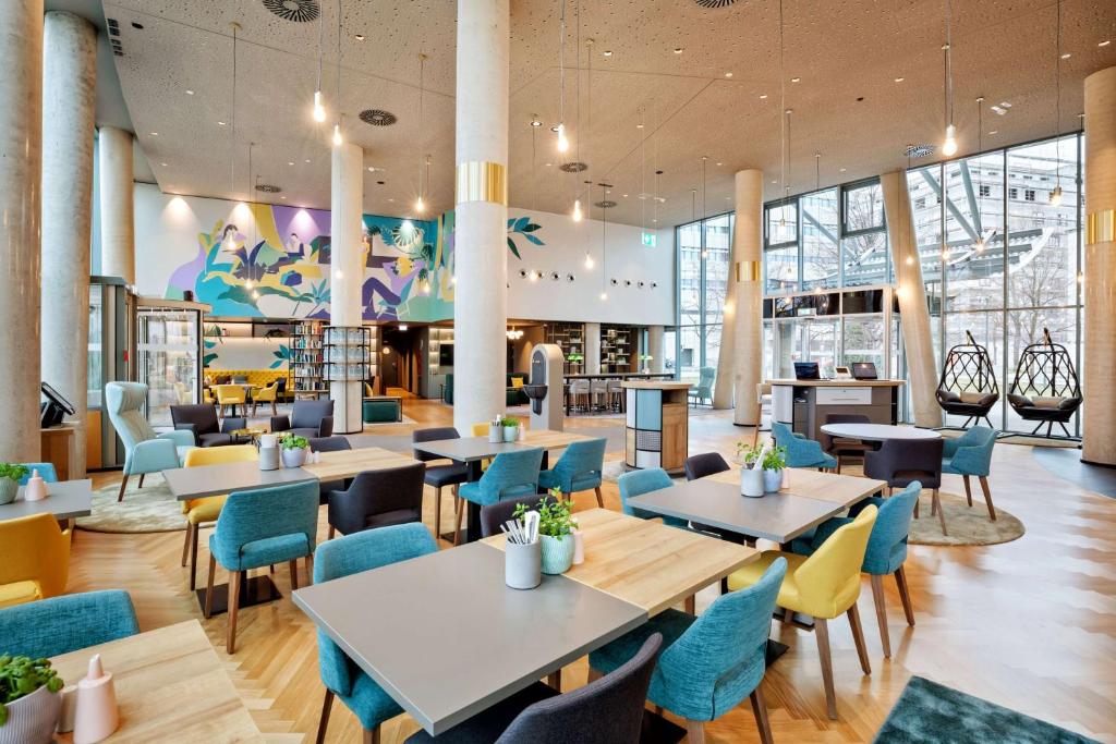 Restauracja lub miejsce do jedzenia w obiekcie Spark by Hilton Vienna Messe Prater