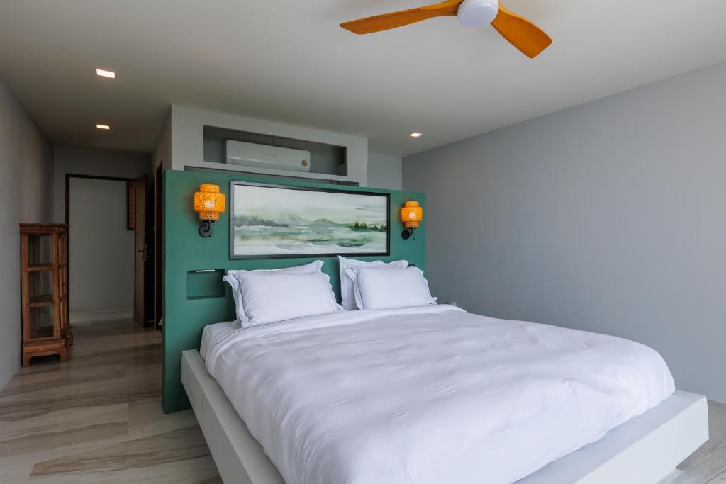 Postel nebo postele na pokoji v ubytování Serenity Villa piscine privée vue mer !