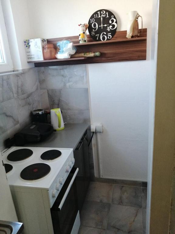 Eldhús eða eldhúskrókur á Kuća Jovanka