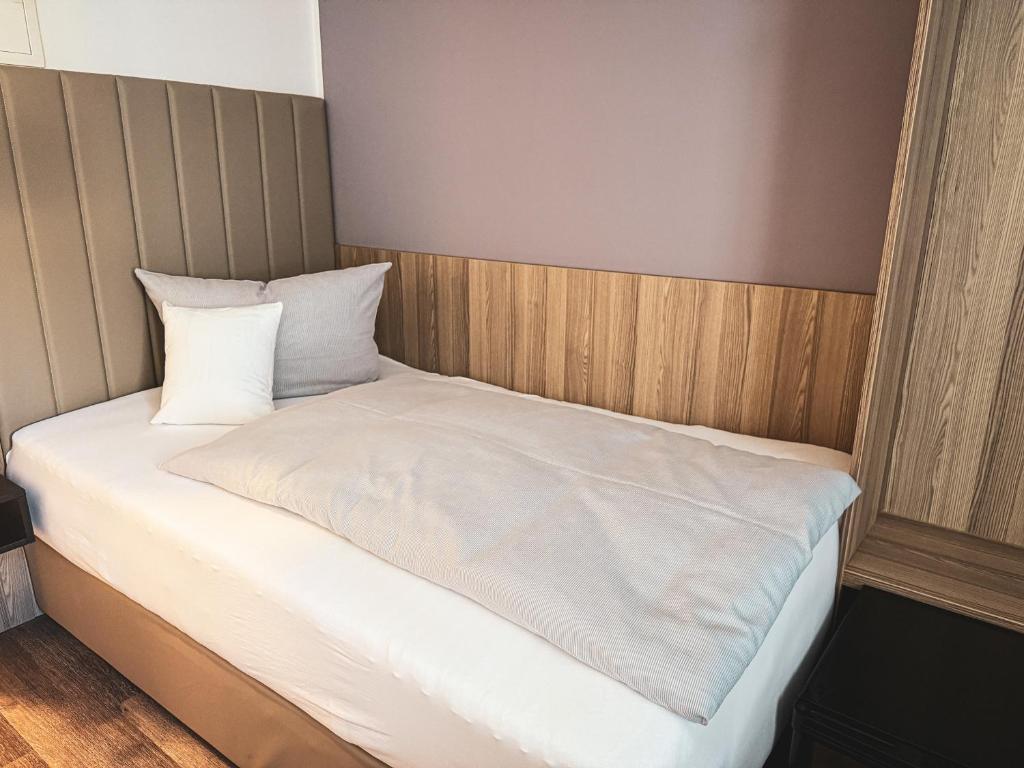 Hey! Halle - Dein Stadthotel - Standard Single Room