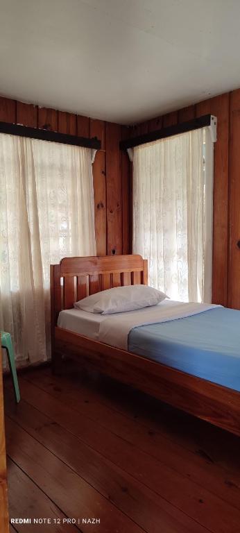 Postel nebo postele na pokoji v ubytování Saint Joseph Inn