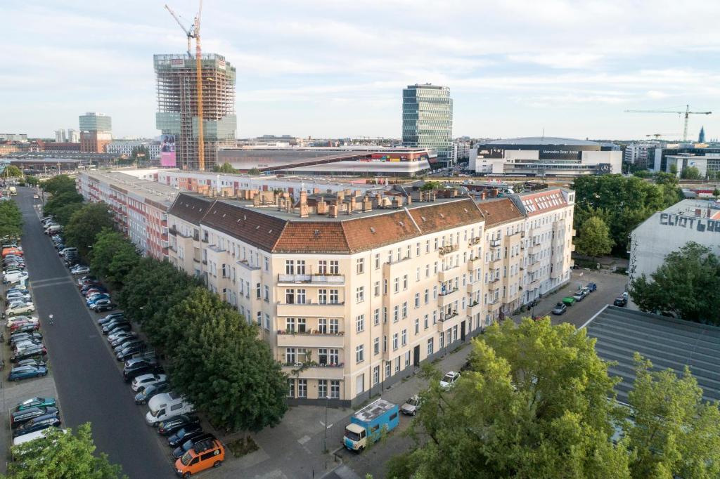 Nespecifikovaný výhled na destinaci Berlín nebo výhled na město při pohledu z hostelu
