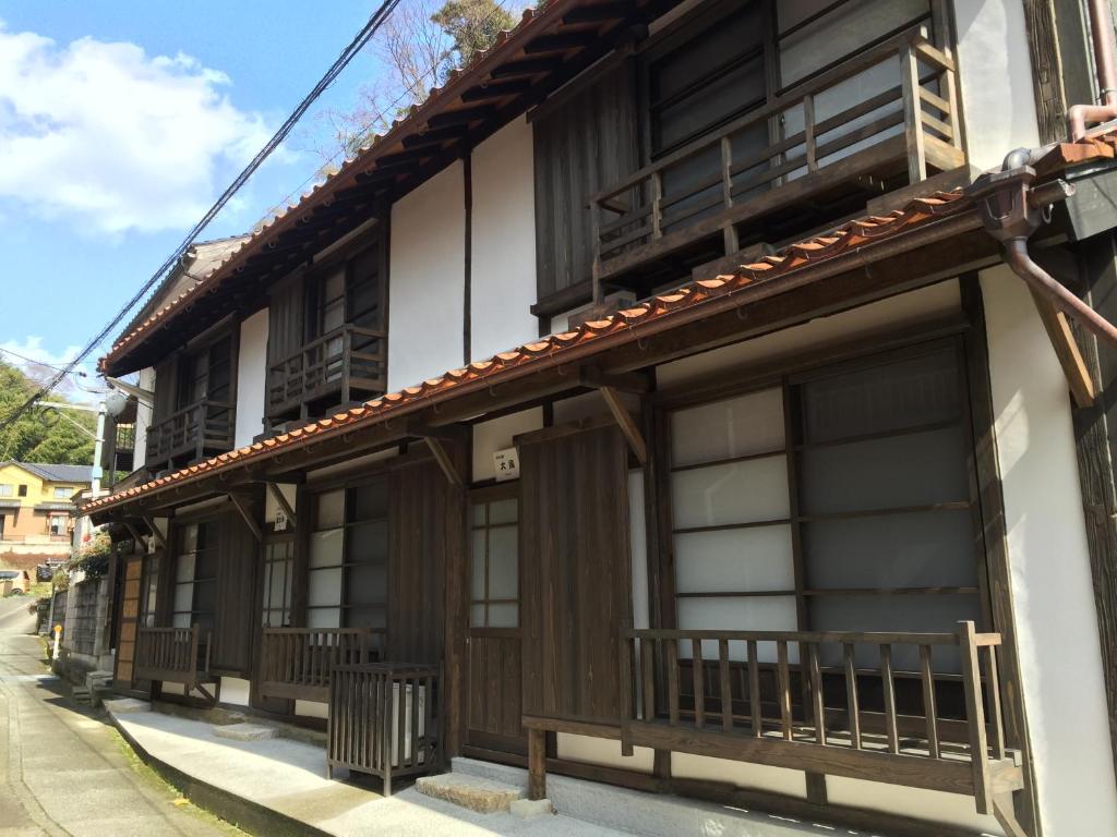 Budova, kde se ryokan nachází