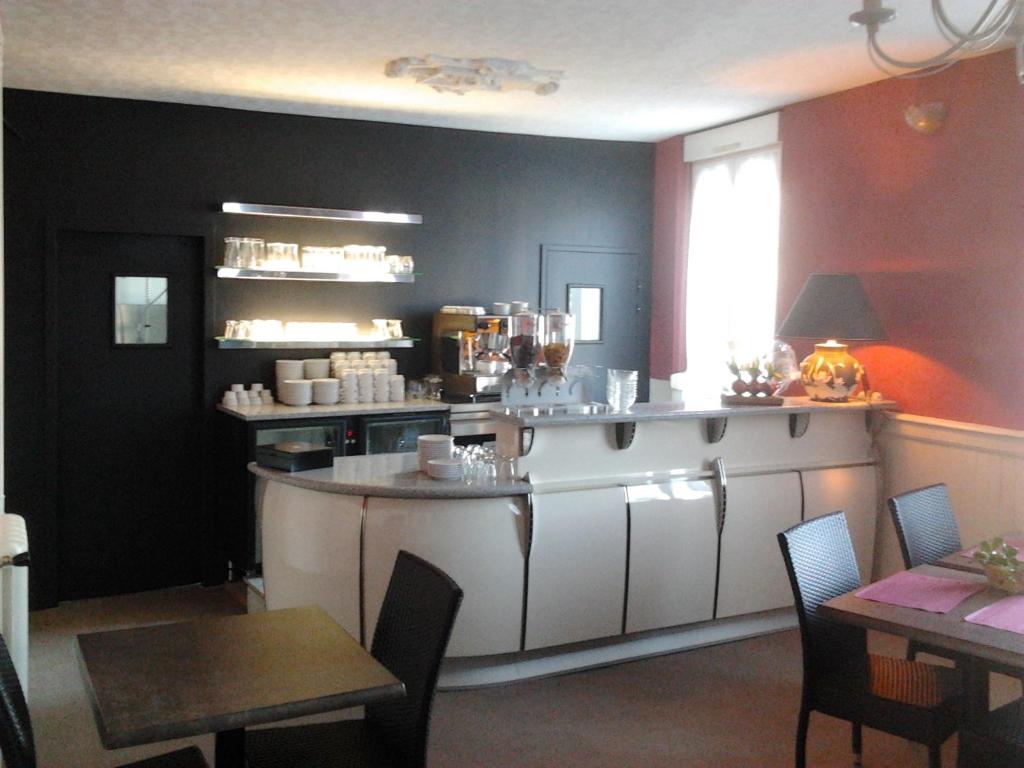Nápoje v ubytování Hotel du Touring