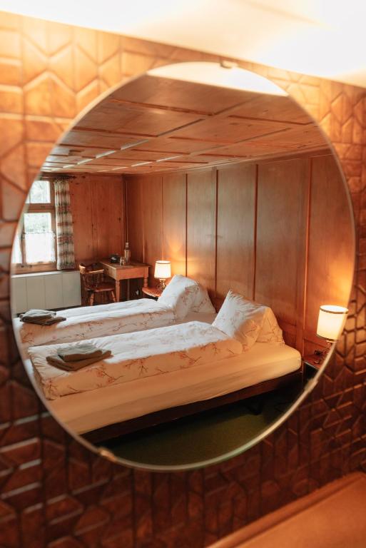 Postel nebo postele na pokoji v ubytování Landgasthof Paradiesli