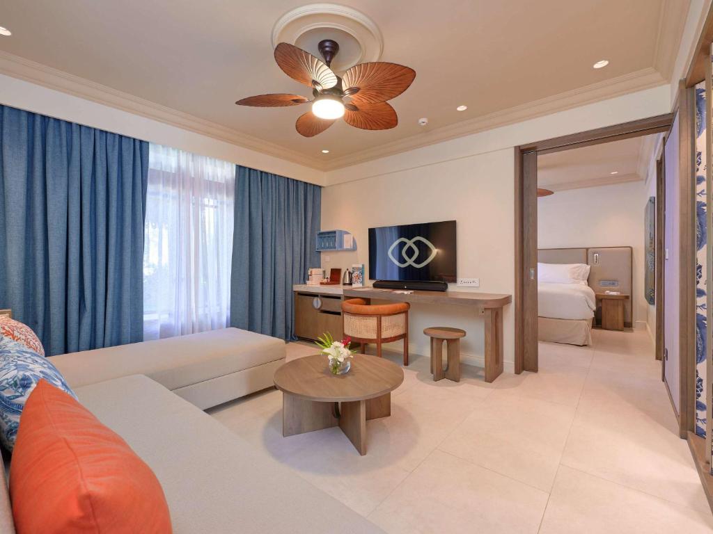 Postel nebo postele na pokoji v ubytování Sofitel Mauritius L'Imperial Resort & Spa