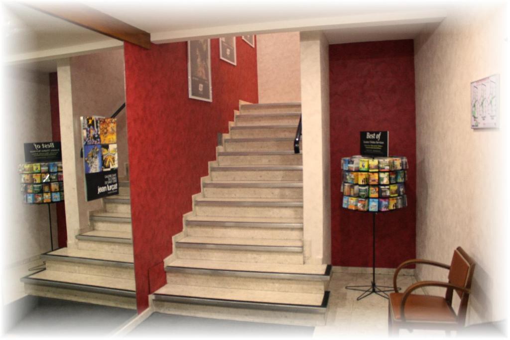 Fotografie z fotogalerie ubytování Hotel du Touring v destinaci Saint-Céré