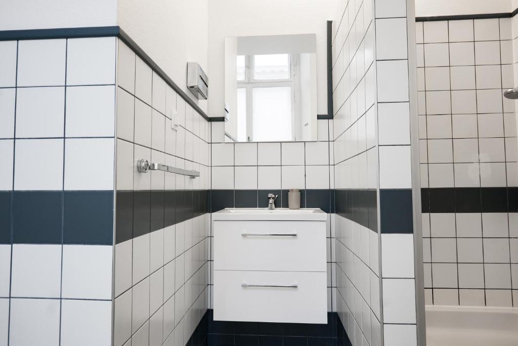 Votivpark Rooms I Self Check In - Resim 33