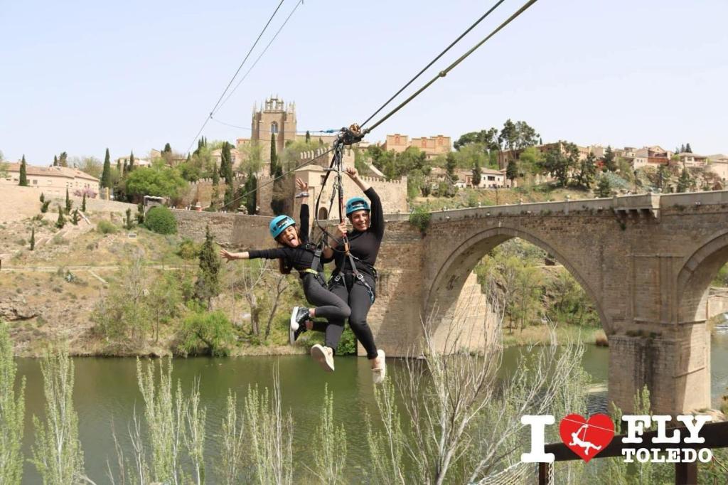 Oasis Backpackers' Toledo photo